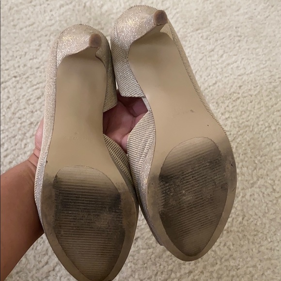 Nine West jeweled heels silver size 6 - Picture 5 of 7